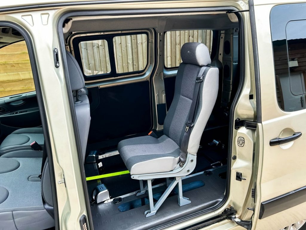 Peugeot Expert Tepee Tepee Minibus Black #21