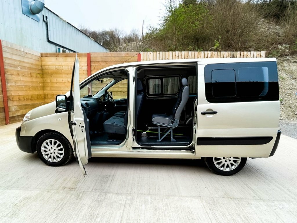 Peugeot Expert Tepee Tepee Minibus Black #14