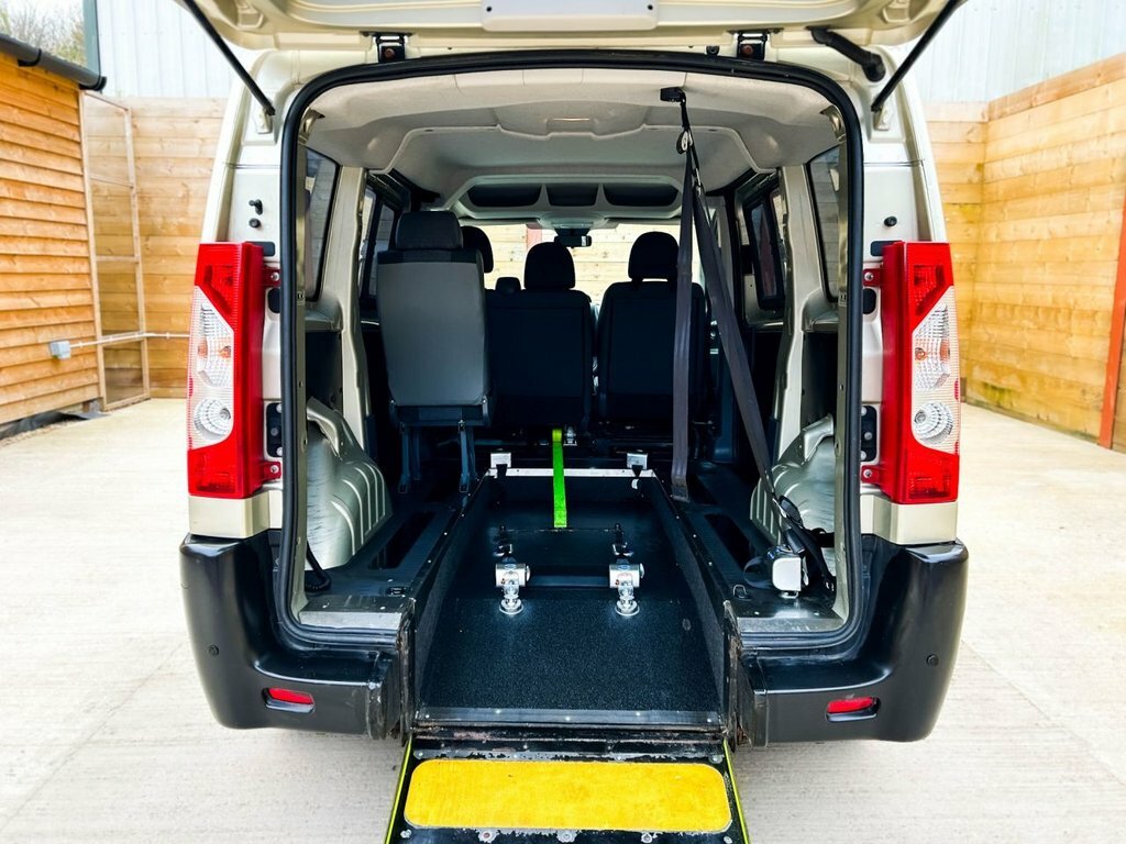 Peugeot Expert Tepee Tepee Minibus Black #12