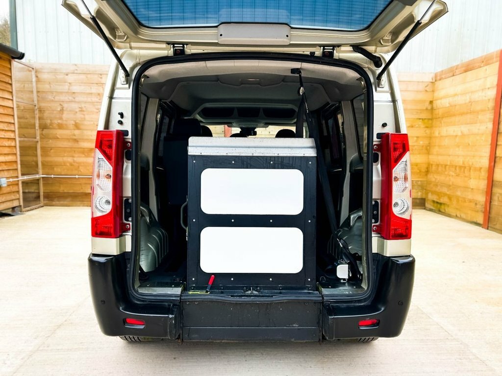 Peugeot Expert Tepee Tepee Minibus Black #11