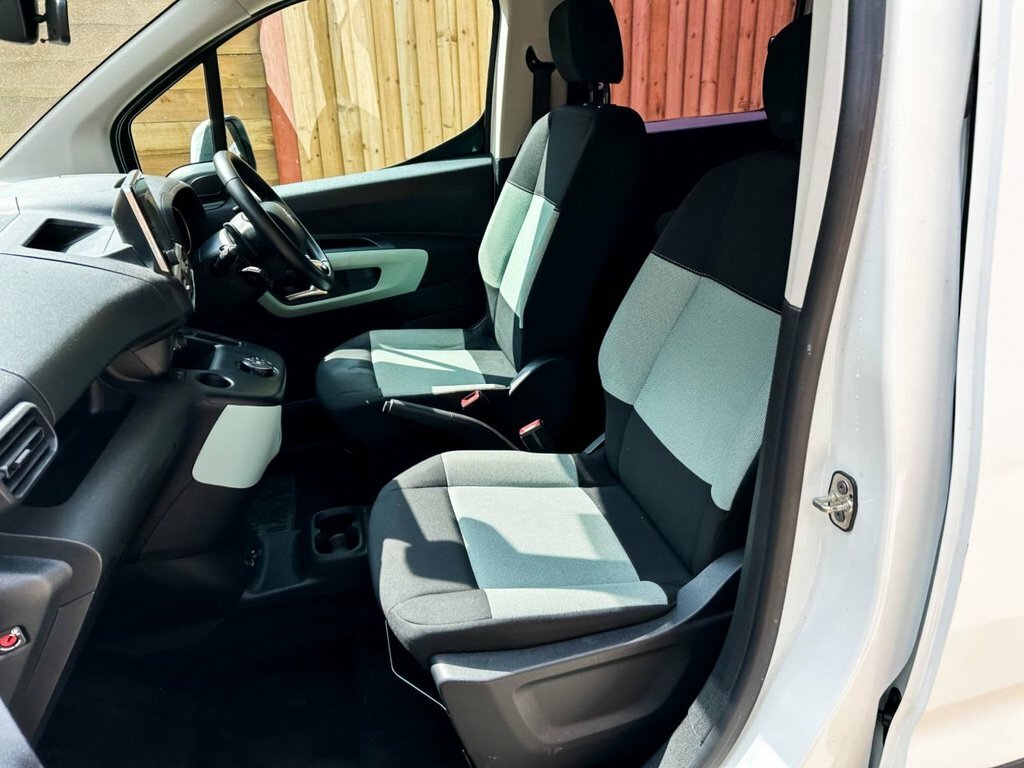 Citroen Berlingo 1.5L Feel White #6