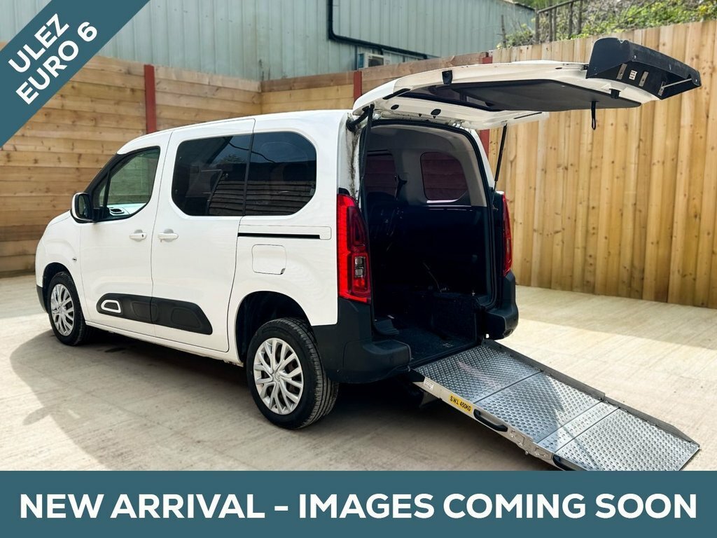 Citroen Berlingo 1.5L Feel White