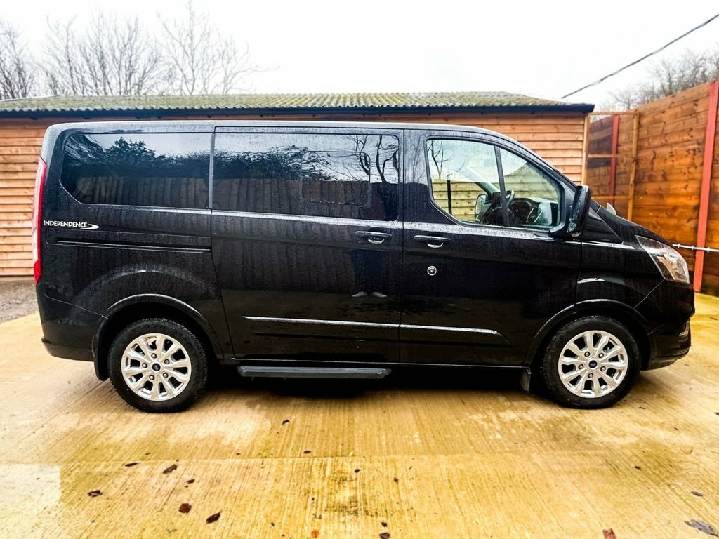 Ford Tourneo Custom 2L Titanium Black #5