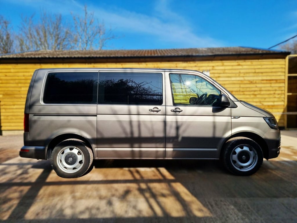 Volkswagen Transporter 2L Se WD69CHZ Beige #5