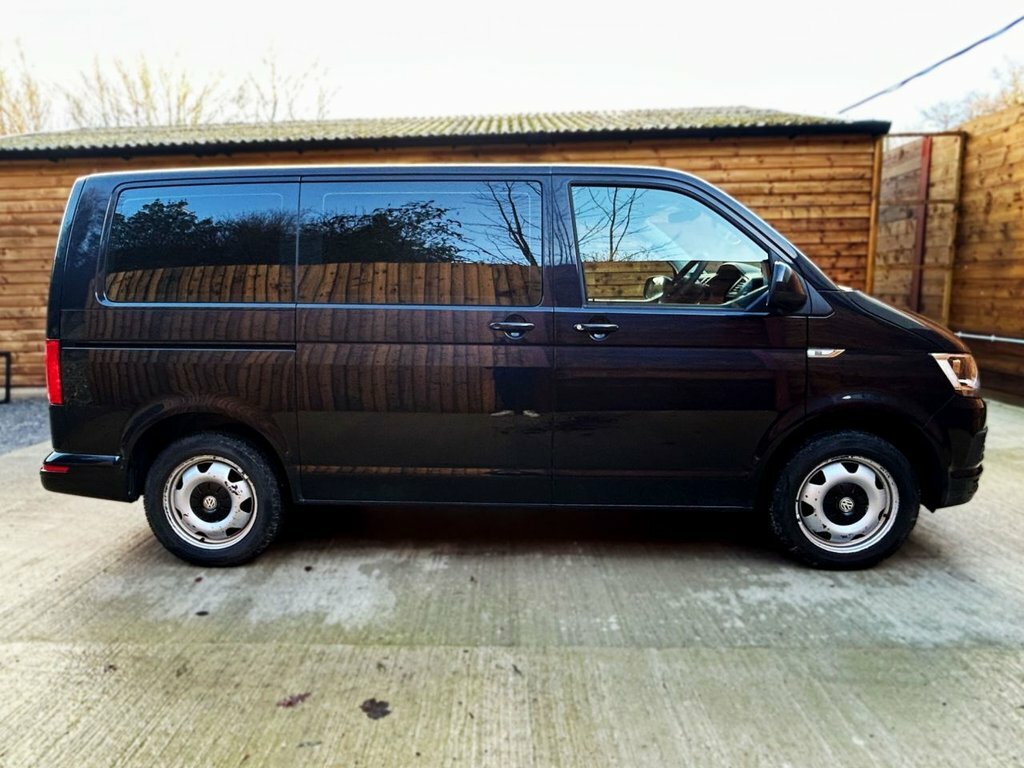 Volkswagen Transporter 2L Se Black #4