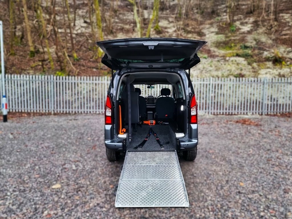 Citroen Berlingo 1.6L Bluehdi Feel Etg6 Grey #3