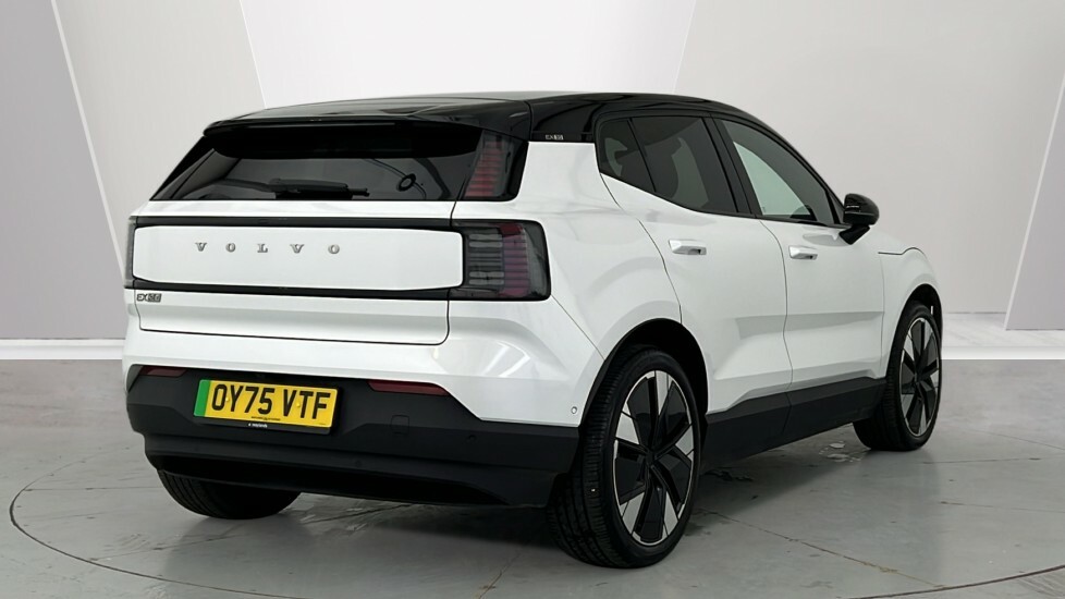 Volvo EX30 Ultra, Twin Motor Performance, OY75VTF White #2