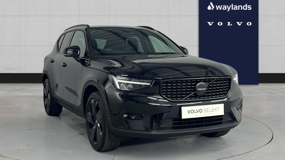 Volvo XC40 Black Edition Plus, B3 Mild Hybrid, Black