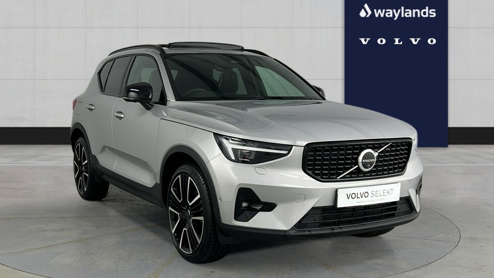 Volvo XC40 Ultra, B3 Mild Hybrid, Dark Silver