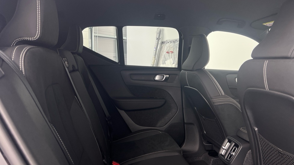 Volvo XC40 Black Edition Plus, B3 Mild Hybrid, WN75OFO Black #6