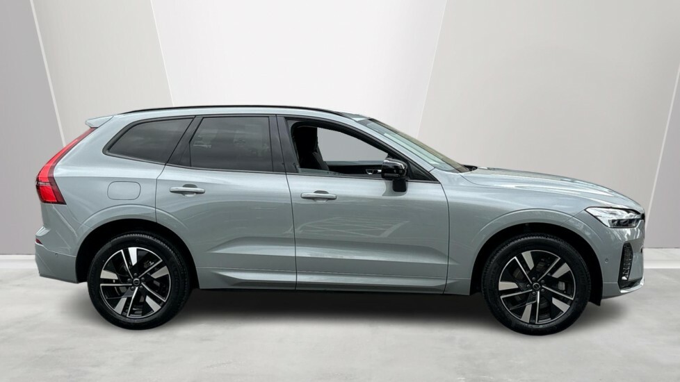 Volvo XC60 Plus, B5 Awd Mild Hybrid, Dark WF75CDV Grey #3