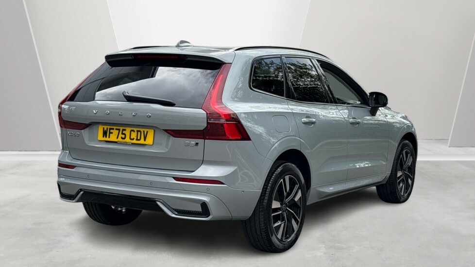 Volvo XC60 Plus, B5 Awd Mild Hybrid, Dark WF75CDV Grey #2