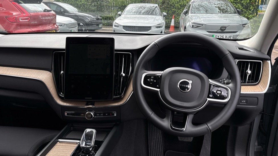 Volvo XC60 Plus, B5 Awd Mild Hybrid, Dark WF75CDV Grey #5