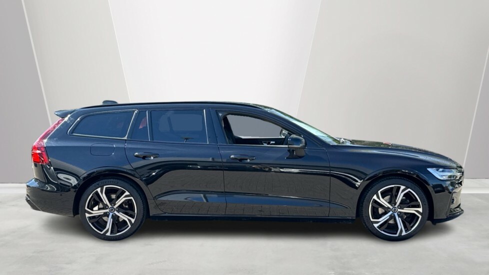 Volvo V60 Ultra, B4 Mild Hybrid, Dark RV25UUN Black #3
