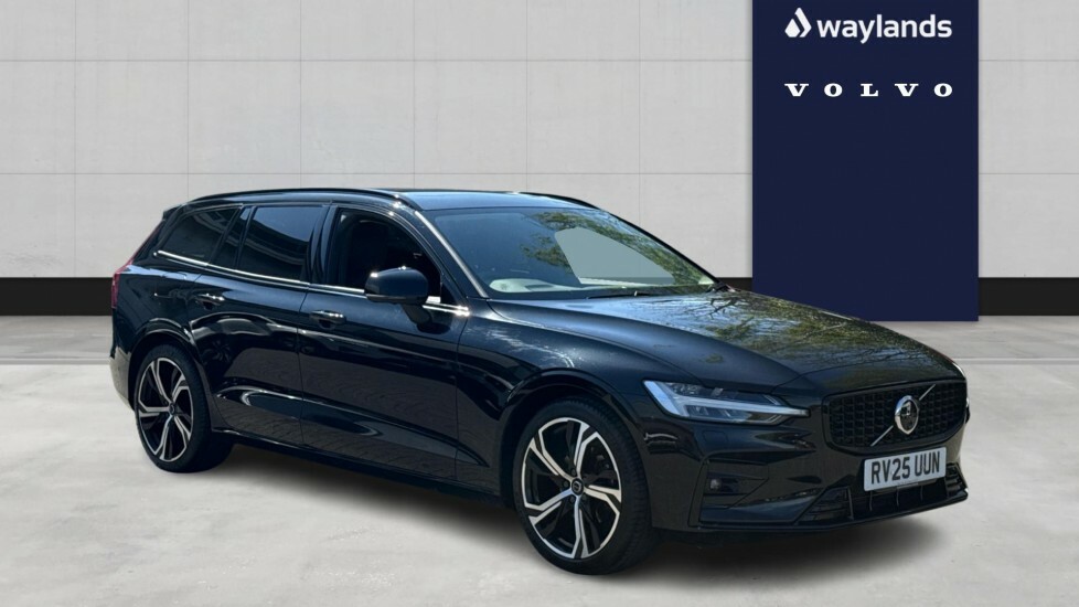 Volvo V60 Ultra, B4 Mild Hybrid, Dark Black