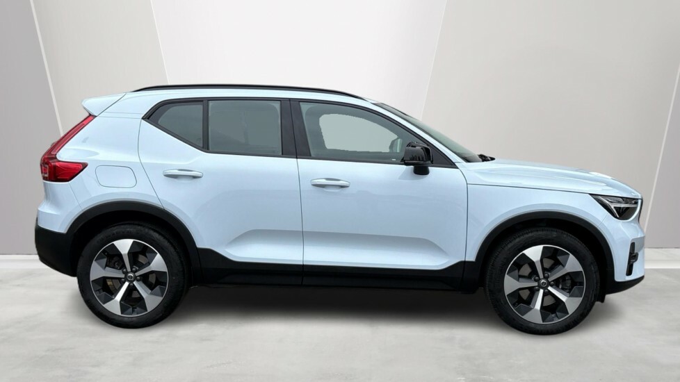 Volvo XC40 Plus, B3 Mild Hybrid, Dark OY74WPP Blue #3