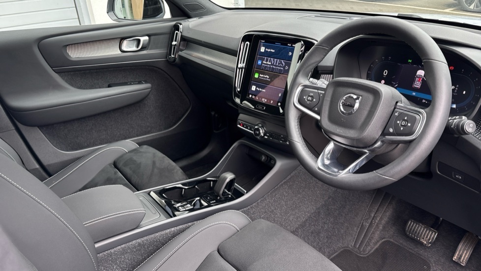Volvo XC40 Plus, B3 Mild Hybrid, Dark OY74WPP Blue #4