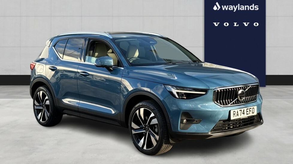Volvo XC40 Ultra, B3 Mild Hybrid, Bright Blue