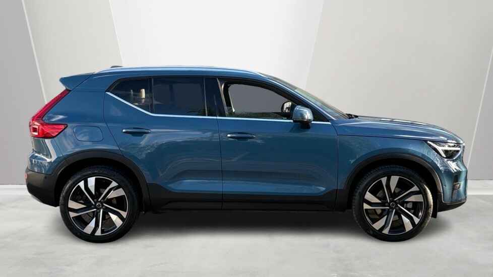 Volvo XC40 Ultra, B3 Mild Hybrid, Bright RA74EFO Blue #3