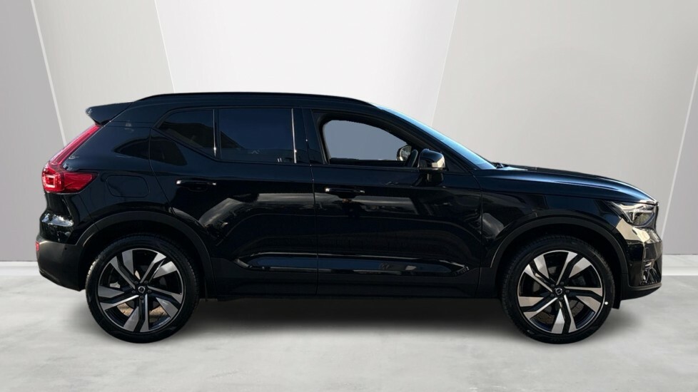 Volvo XC40 Ultra, B3 Mild Hybrid, Dark RV75CFY Black #3