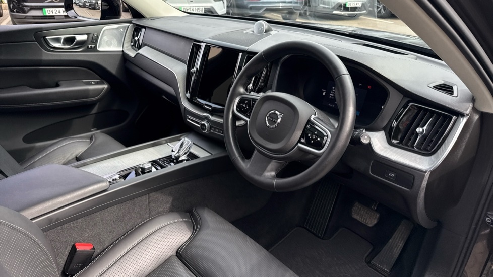 Volvo XC60 Ultra, B5 Awd Mild Hybrid, Dark RV25XWF Grey #4
