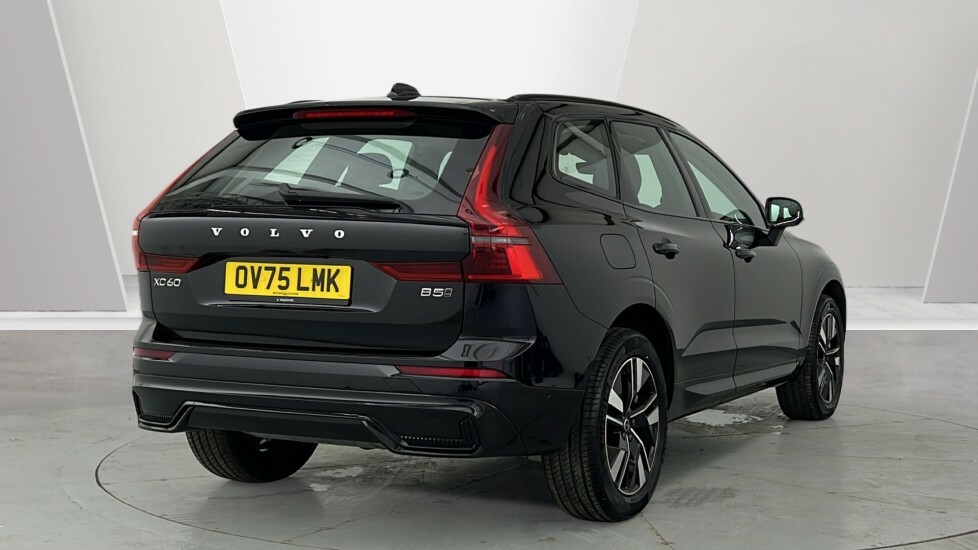 Volvo XC60 Plus, B5 Awd Mild Hybrid, Dark OV75LMK Black #2