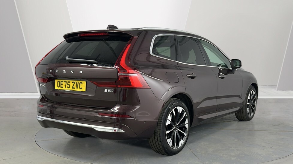 Volvo XC60 Ultra, B5 Awd Mild Hybrid, Bright OE75ZVC Red #2
