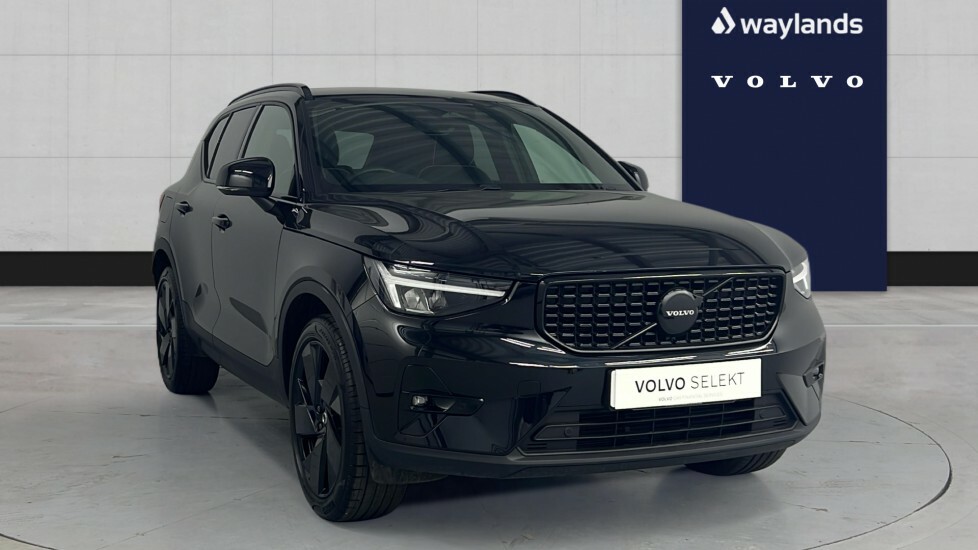 Volvo XC40 Black Edition Plus, B3 Mild Hybrid, Black