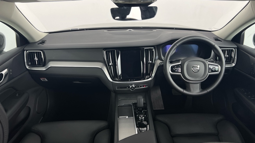 Volvo V60 Plus, B4 Mild Hybrid, Dark Blis, Heated S RV25UAK Silver #5