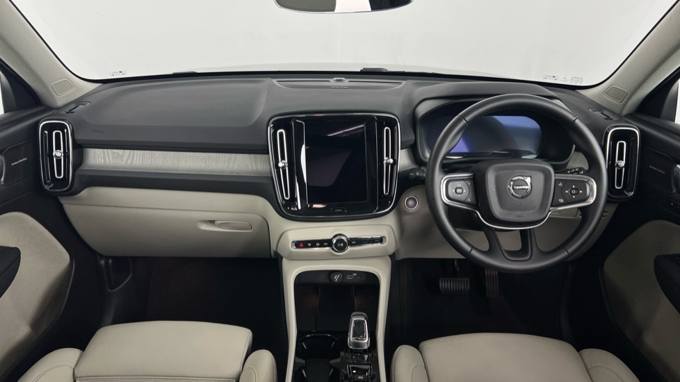Volvo XC40 Ultra, B3 Mild Hybrid, Bright RV25YRY Black #5