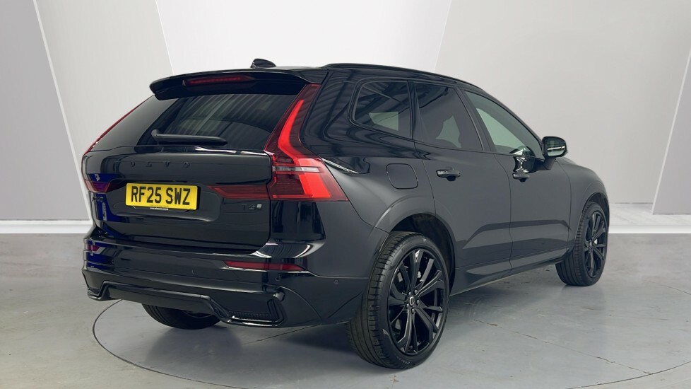 Volvo XC60 Black Edition Plus, T6 Awd Plug-in Hybrid, Electri Black #2