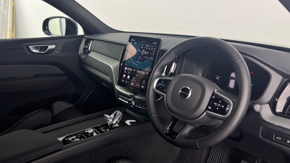 Volvo XC60 Black Edition Plus, T6 Awd Plug-in Hybrid, Electri Black #4