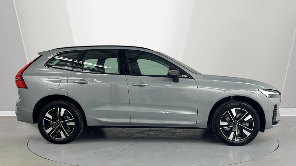 Volvo XC60 Plus, T6 Awd Plug-in Hybrid, Dark WV26GCU Grey #3