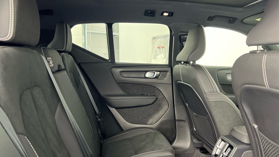 Volvo XC40 Ultimate, B3 Mild Hybrid, Dark WM24BAV Blue #6