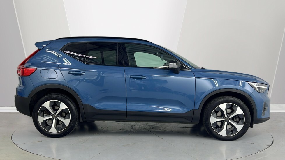 Volvo XC40 Ultimate, B3 Mild Hybrid, Dark WM24BAV Blue #3