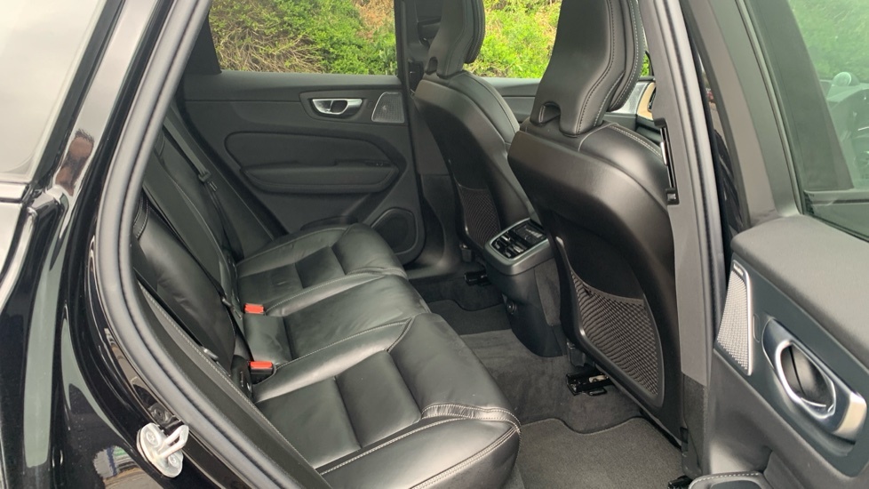 Volvo XC60 Ultra, B5 Awd Mild Hybrid, Dark RO75VZC Black #6