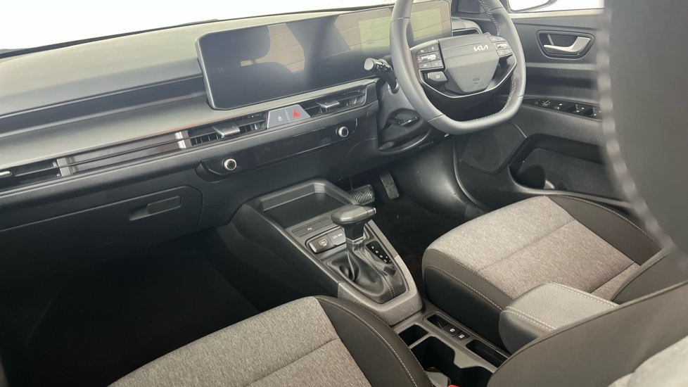 Kia Stonic 1.0T Gdi 98 Pure Dct YO75ASX Silver #3