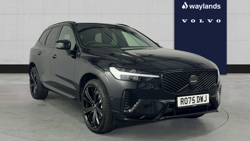 Volvo XC60 B5 Black Edition Plus, Awd Mild Hybrid, Black