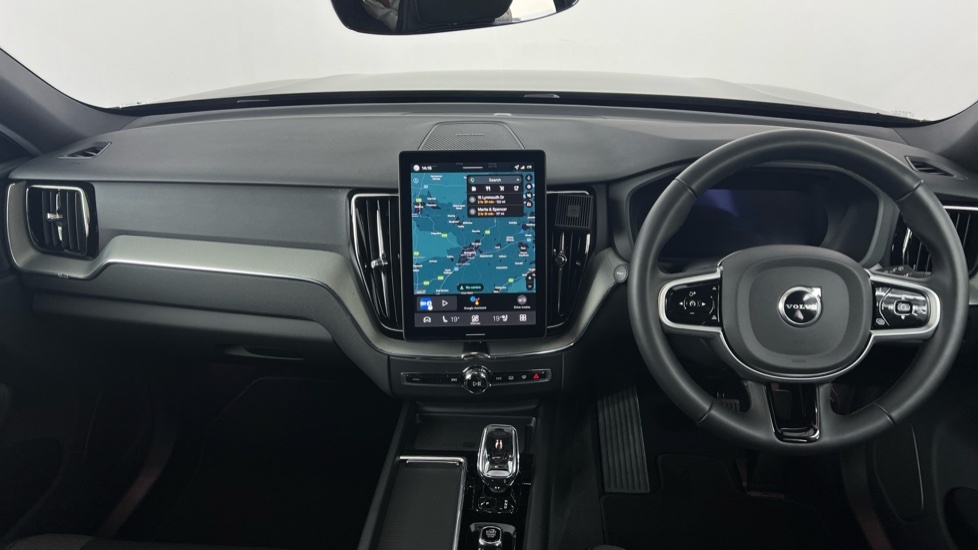 Volvo XC60 B5 Black Edition Plus, Awd Mild Hybrid, RO75DWJ Black #5