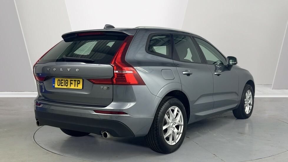 Volvo XC60 T5 Awd Momentum Grey #2
