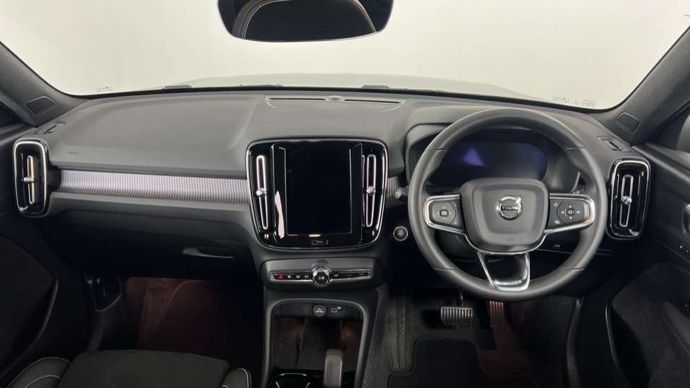 Volvo XC40 B3 Black Edition Plus, Mild Hybrid, RV25WWS Black #5