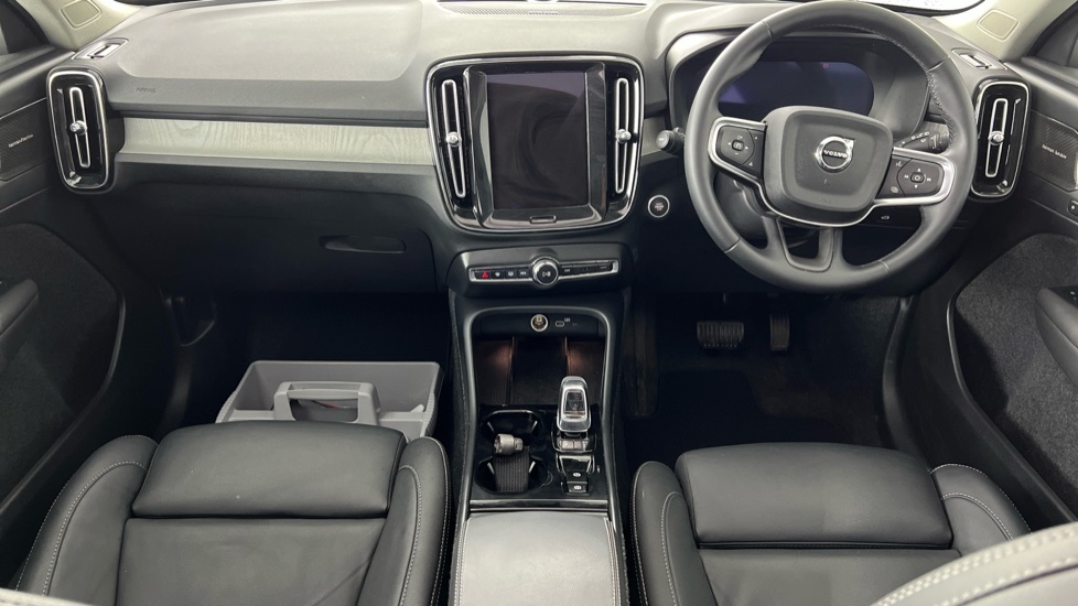 Volvo XC40 Ultra, B3 Mild Hybrid, Bright RV25WNM White #5