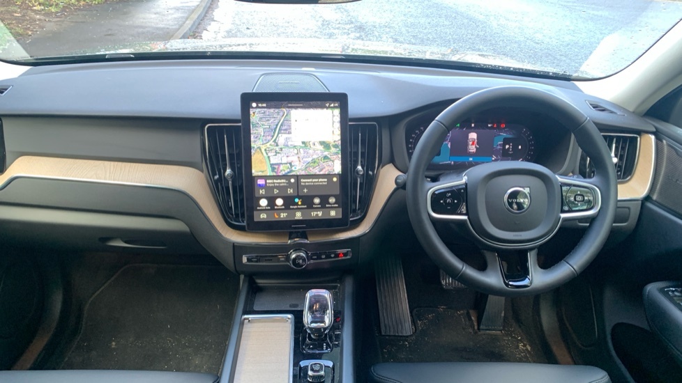 Volvo XC60 Plus, B5 Awd Mild Hybrid, Dark RV75MLO #5