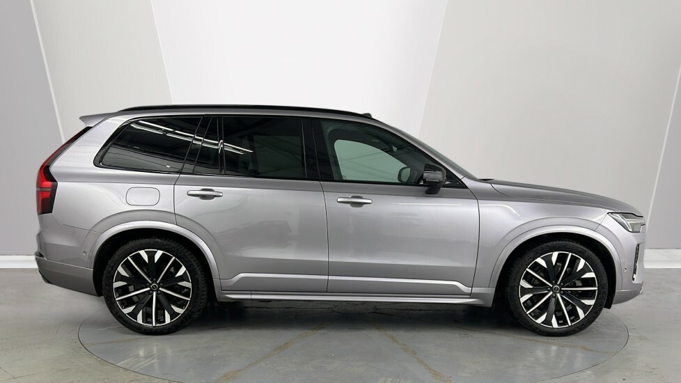 Volvo XC90 Plus, B5 Awd Mild Hybrid, Dark, 7 Seats OY75WMZ Silver #3