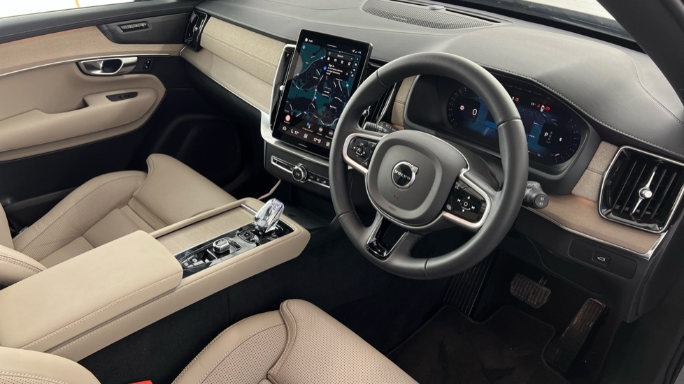 Volvo XC90 Plus, B5 Awd Mild Hybrid, Dark, 7 Seats OY75WMZ Silver #4