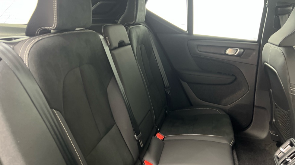 Volvo XC40 B3 Black Edition Plus, Mild Hybrid, WF75CUC Black #6