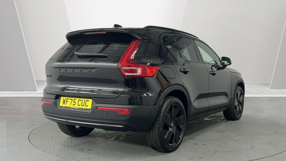 Volvo XC40 B3 Black Edition Plus, Mild Hybrid, WF75CUC Black #2