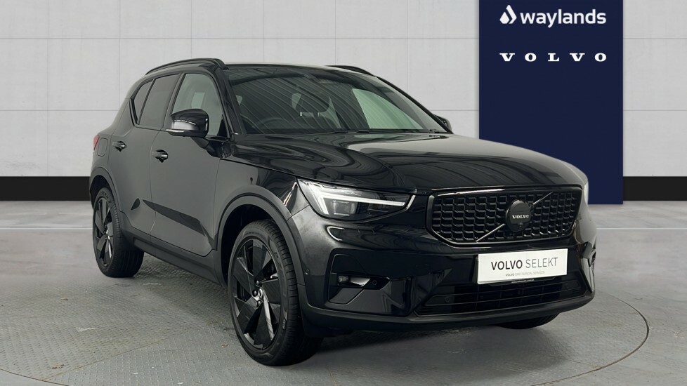 Volvo XC40 B3 Black Edition Plus Pro, Mild Hybrid 360Cam, C Black
