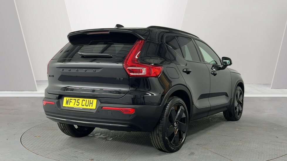 Volvo XC40 B3 Black Edition Plus, Mild Hybrid, Roa WF75CUH Black #2