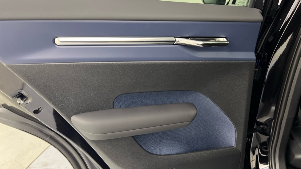 Volvo Estate Blue #46